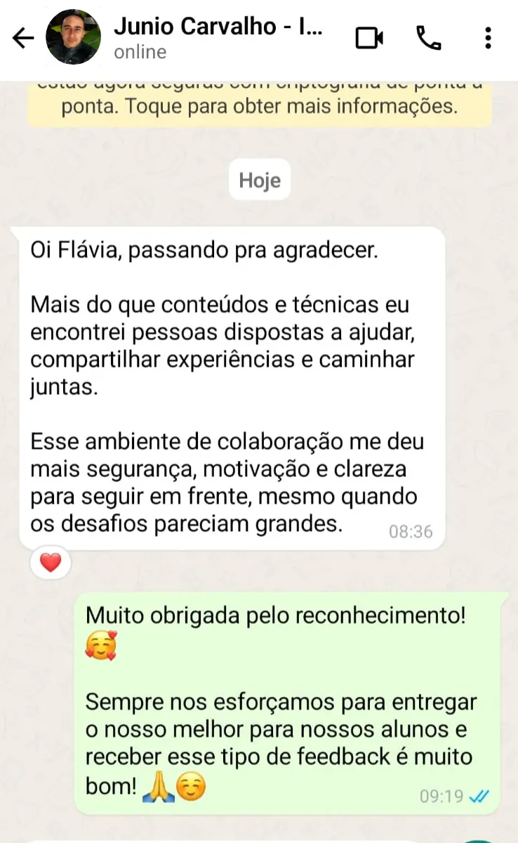 Depoimento de Junio Carvalho: mais do que conteúdos e técnicas, encontrei pessoas dispostas a ajudar, compartilhar experiências e caminhar juntas. Esse ambiente de colaboração me deu mais segurança, motivação e clareza para seguir em frente.